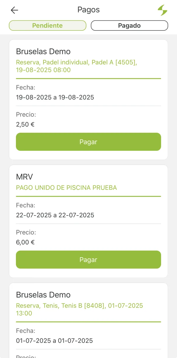 Pantalla de pagos pendientes de la app de Sporttia, con el importe y el botón de pagar